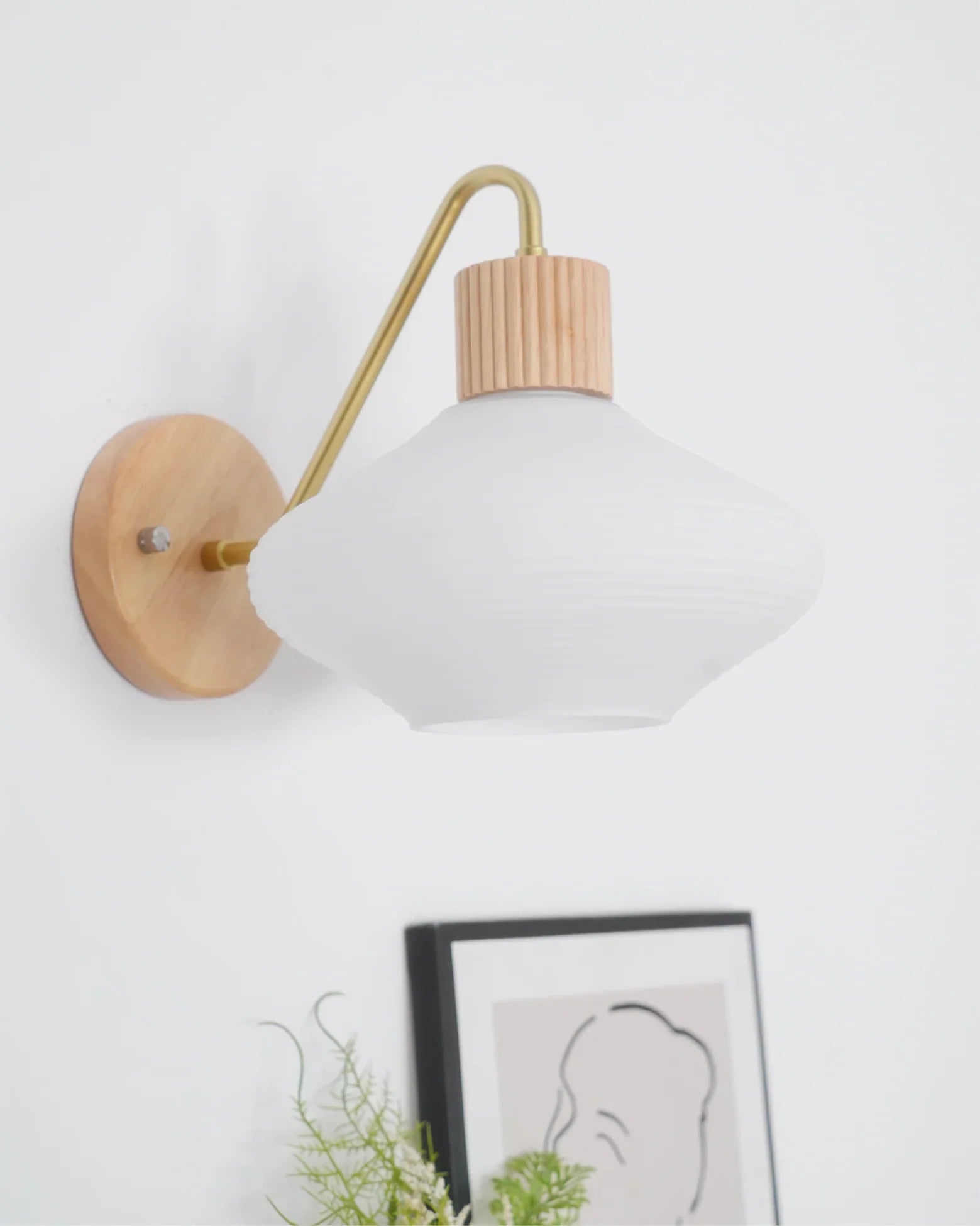 Wohlert Wall Lamp