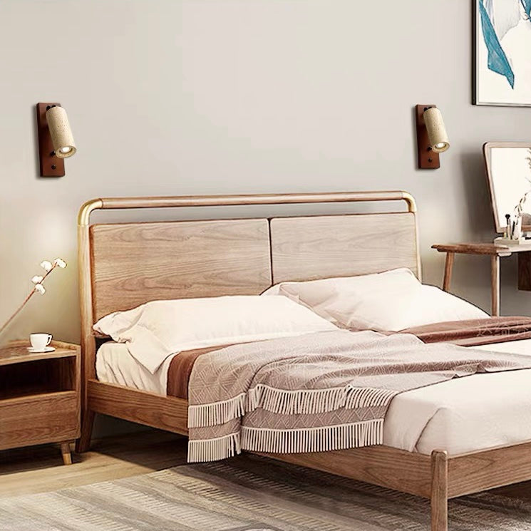 Ouglres Wall Lamp