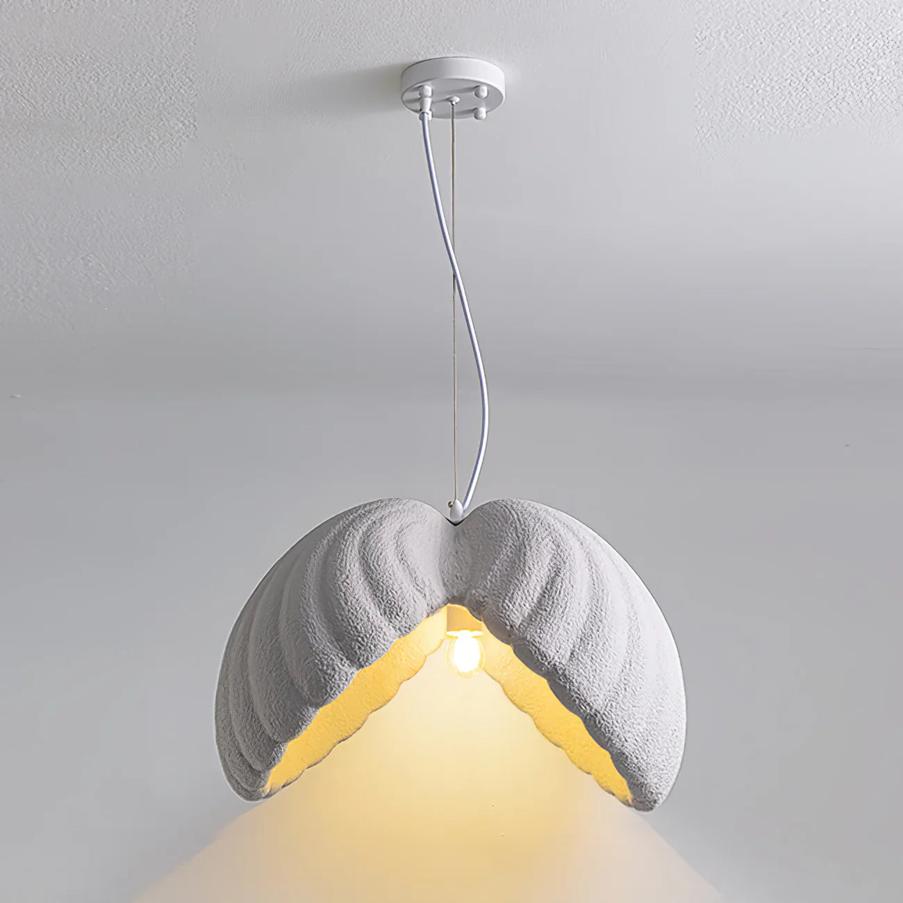 Wabi Sabi Resin Pendant Lamp