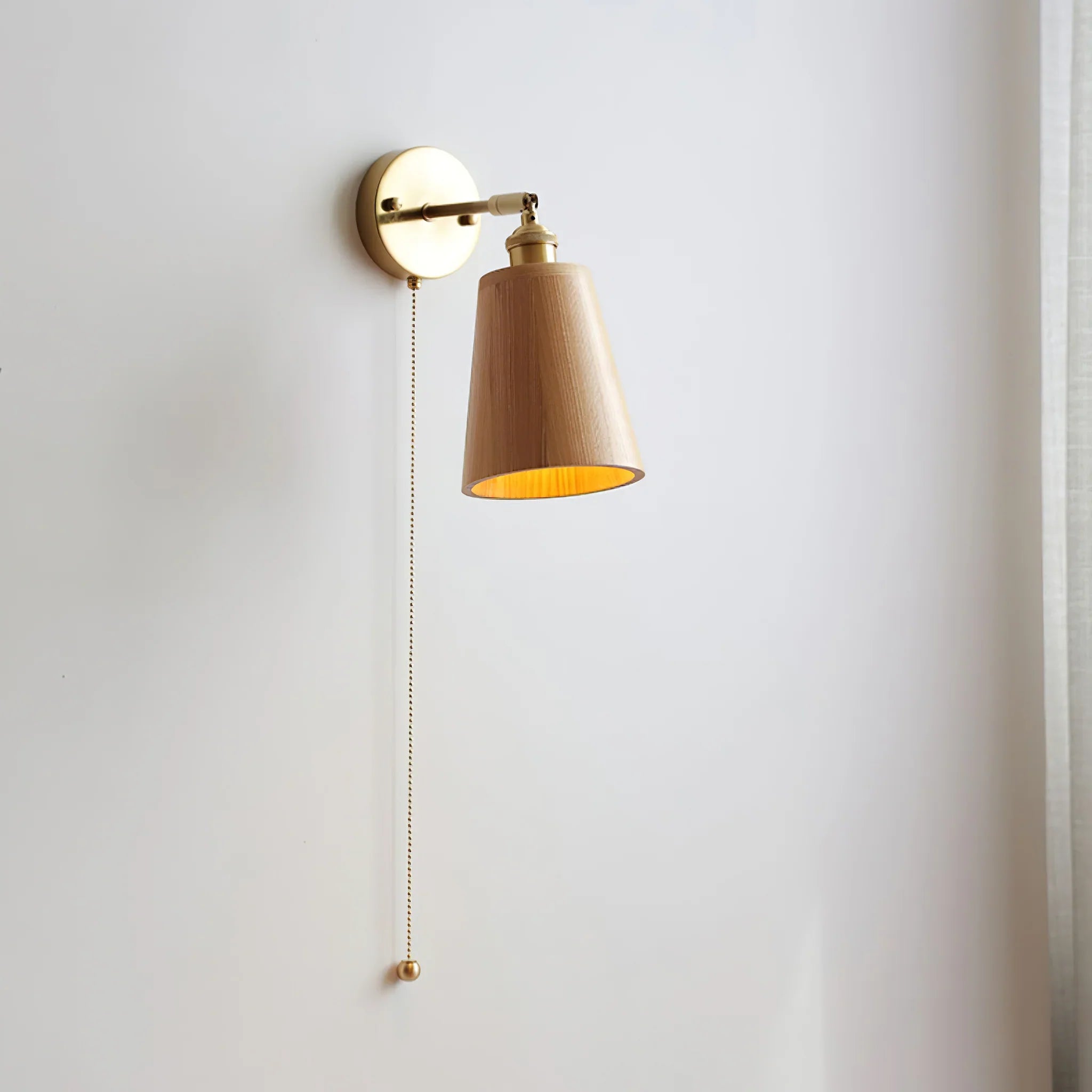 Rotatable Wooden Wall Lamp