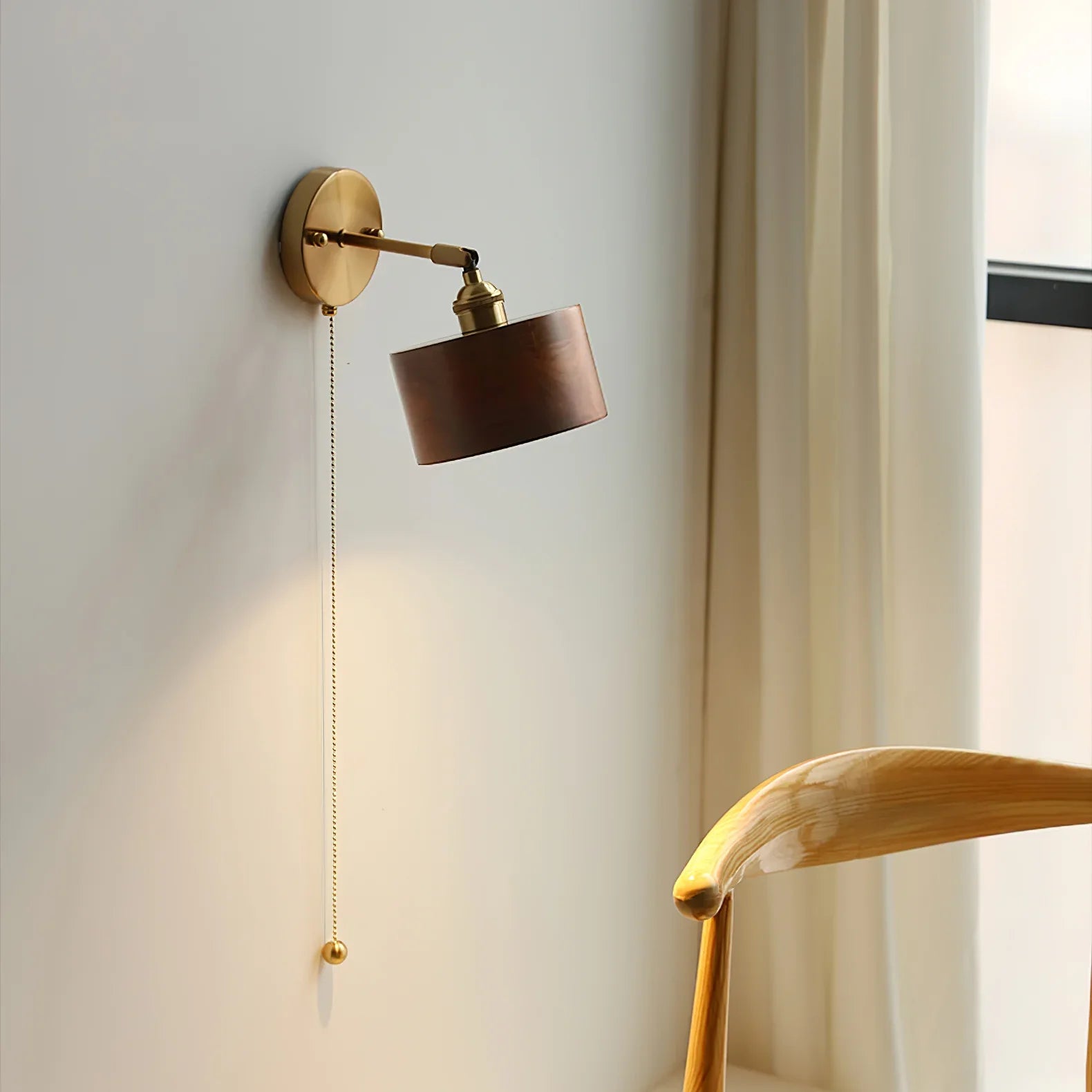 Rotatable Wooden Wall Lamp