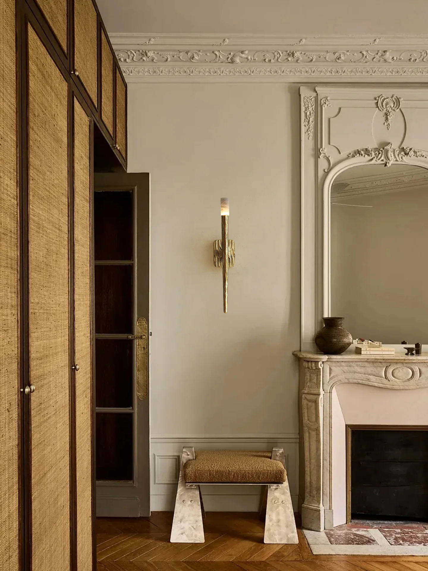Volterra Fluted Alabaster Sconce