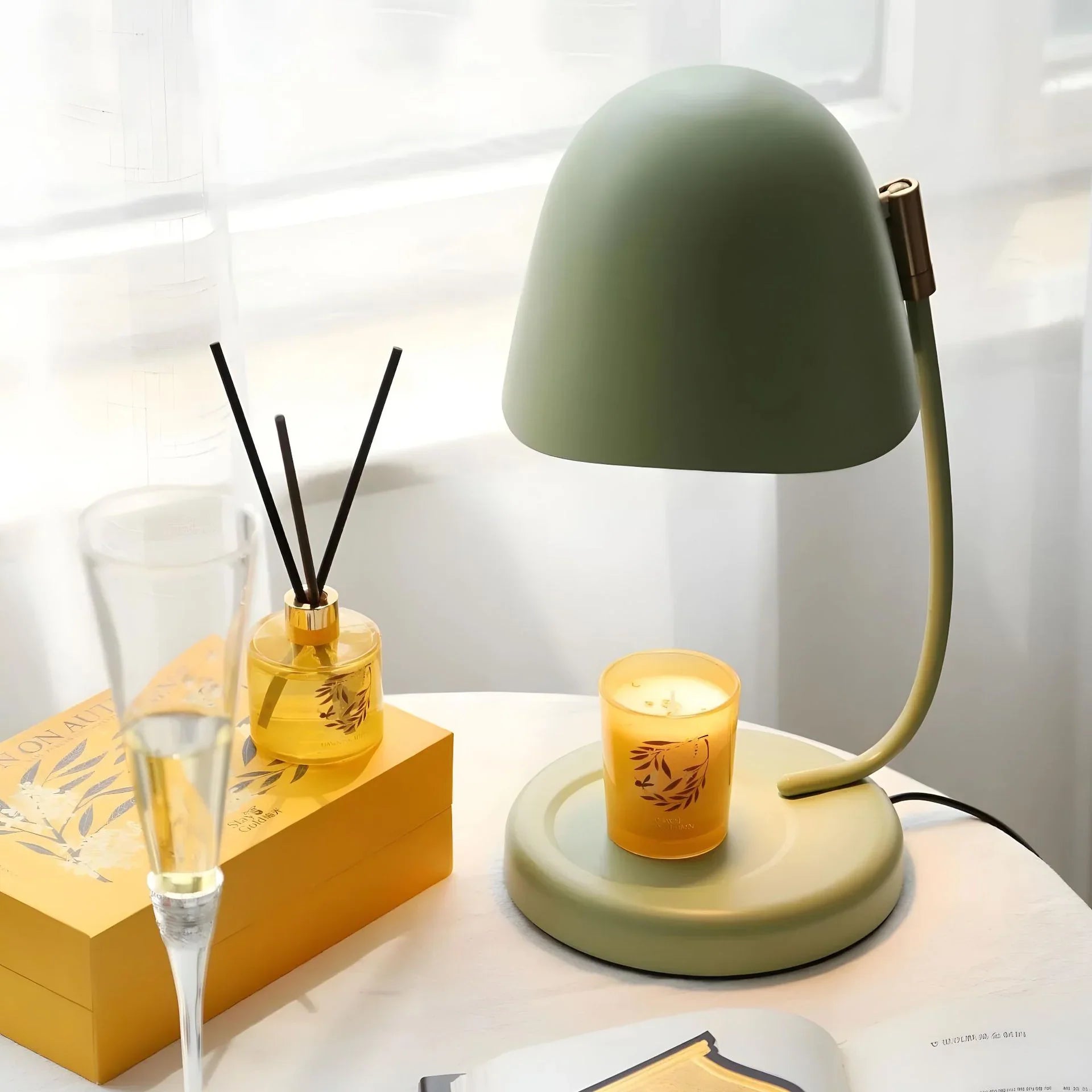 Breez Candle Warmer Lamp