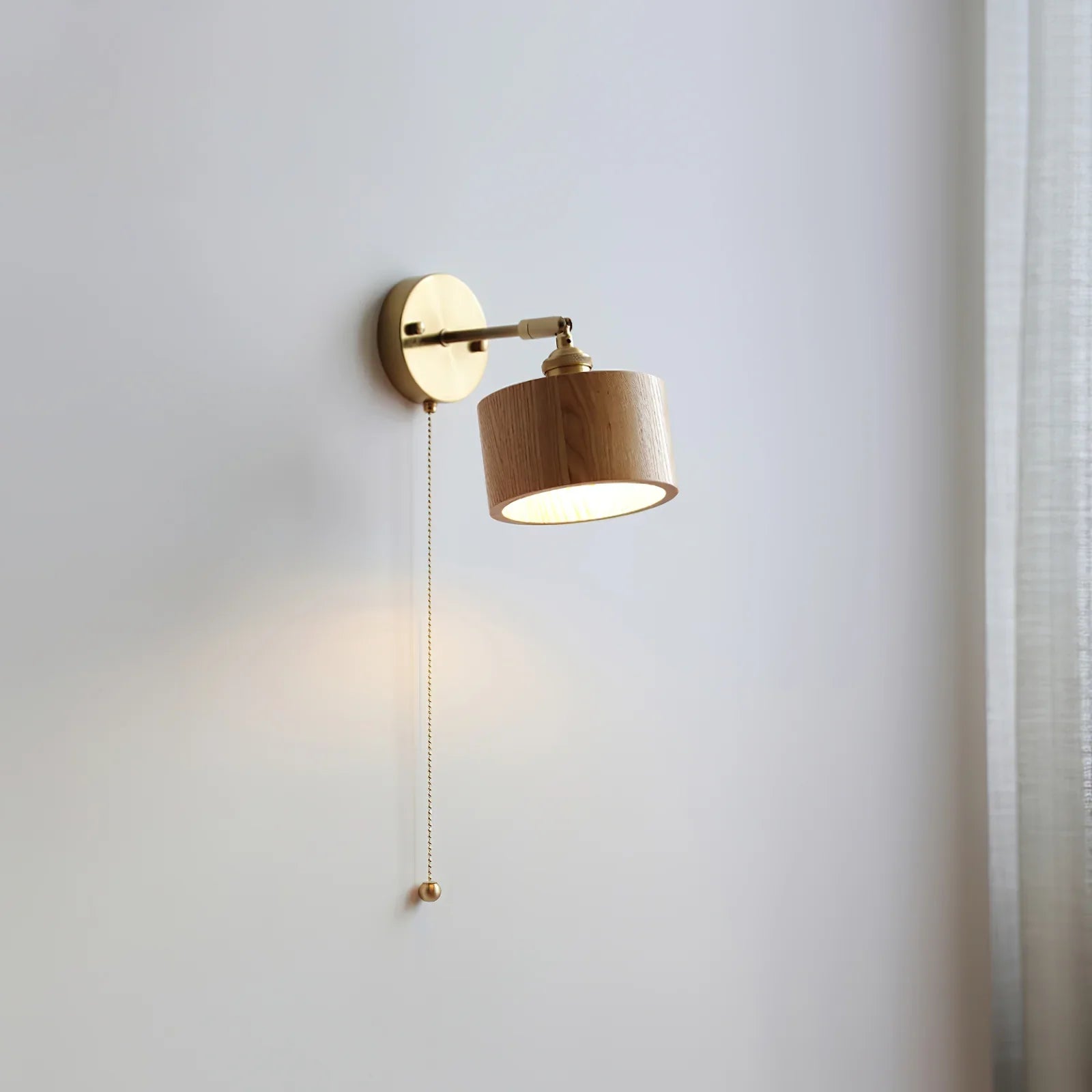 Rotatable Wooden Wall Lamp