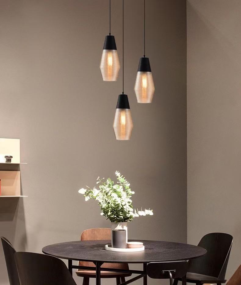 Apera Glass Hanging Lamp