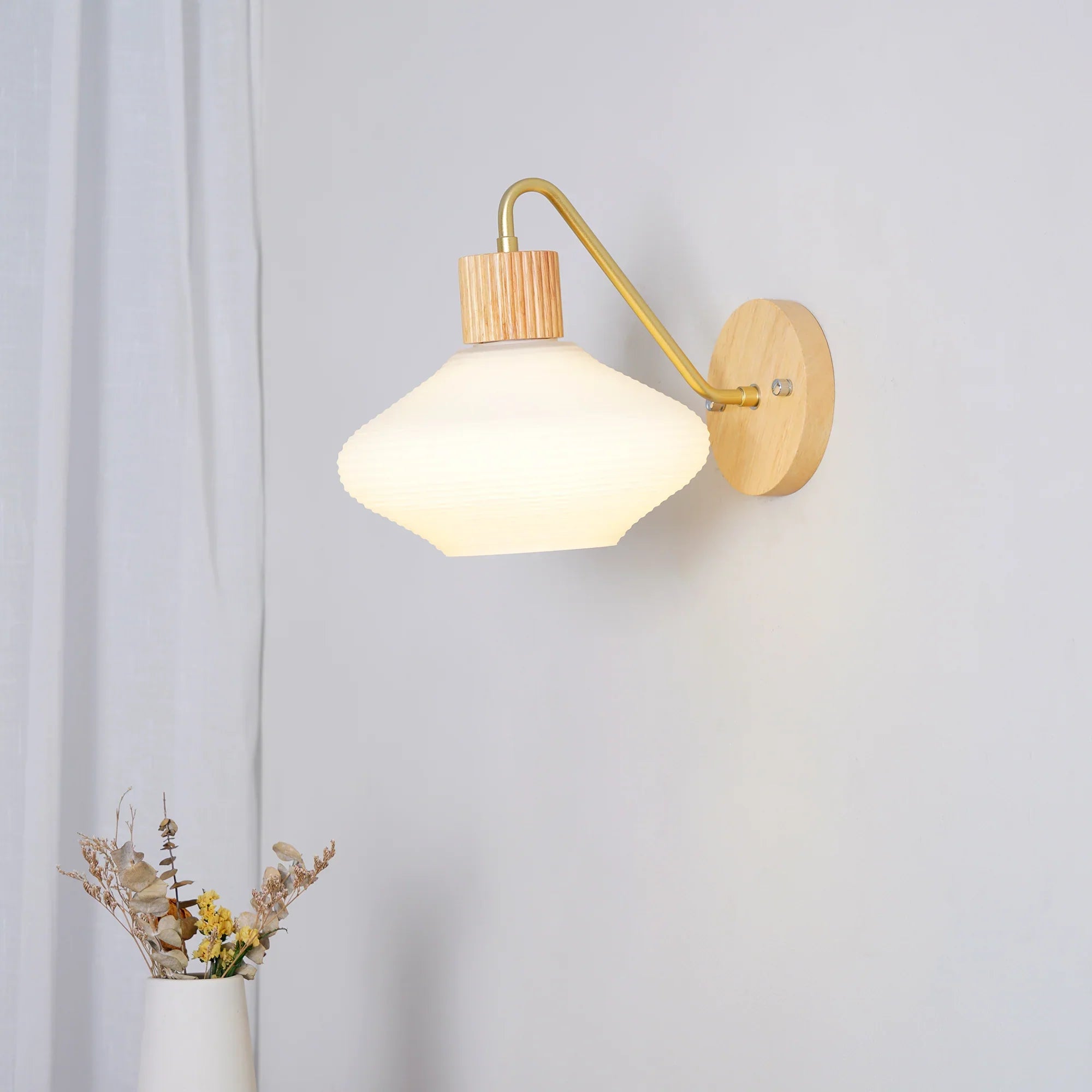 Wohlert Wall Lamp