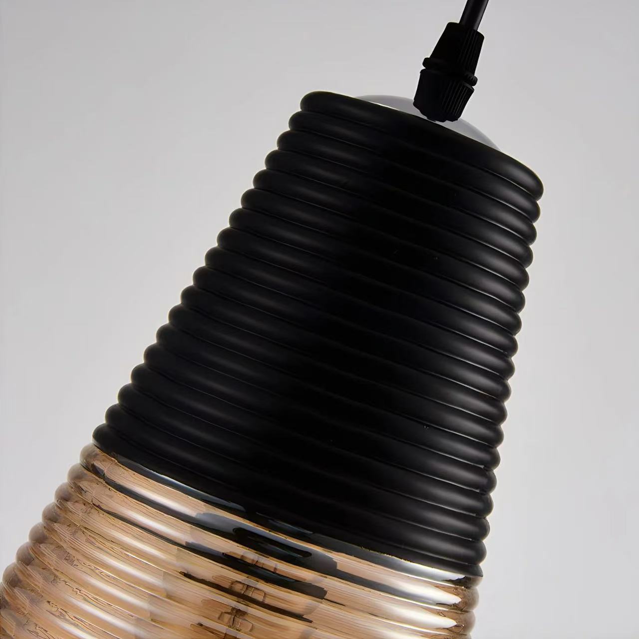 Apera Glass Hanging Lamp
