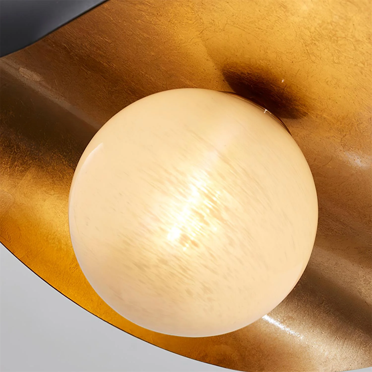 Curved Shell Pendant Light